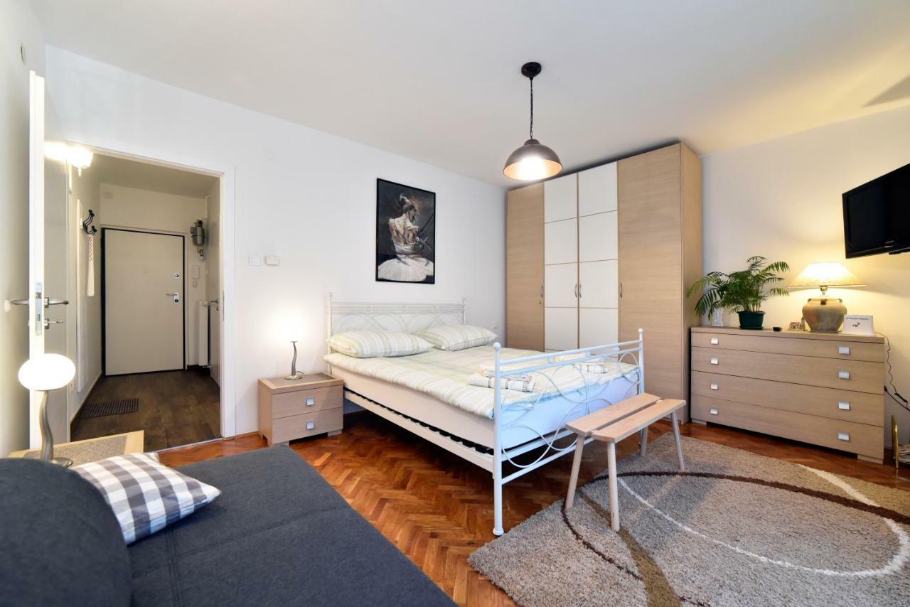 Apartman Nola Zagreb Exteriör bild